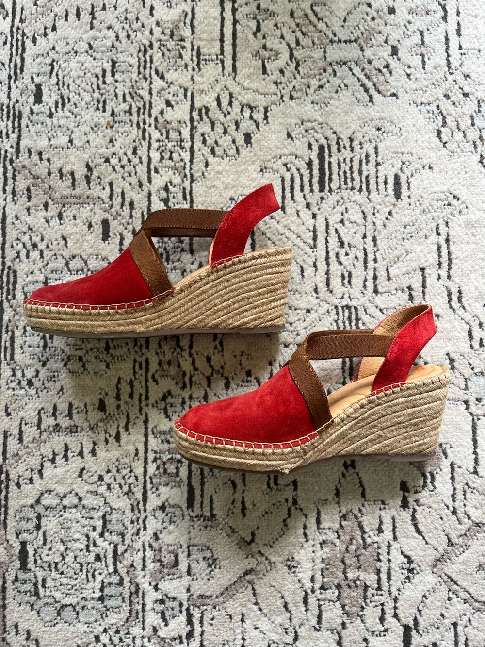 Born Meade Suede Espadrille Wedges Red & Brown Size 8